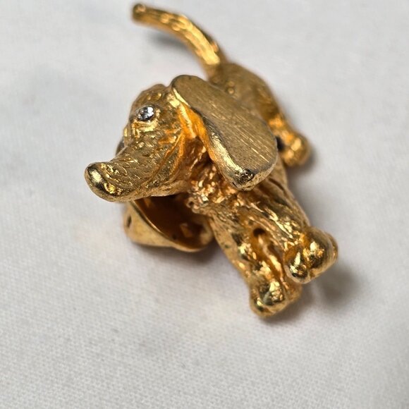 Vintage Gold Tone Dachshund Dog Lapel Pin Tie Tack Rhinestone Eyes Puppy Brooch - Picture 3 of 11